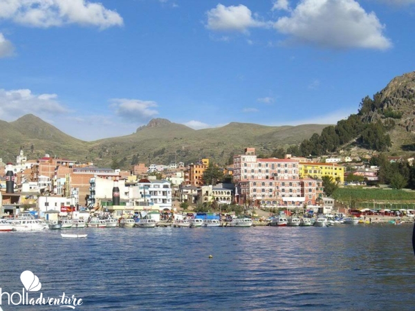 Copacabana city, on the river of Titicaca Lake - TOUR "COPACABANA"