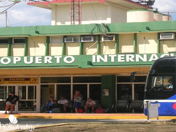 - "SERVICIO DE SALÓN VIP AEROPUERTO INTERNACIONAL SIERRA MAESTRA, MANZANILLO"