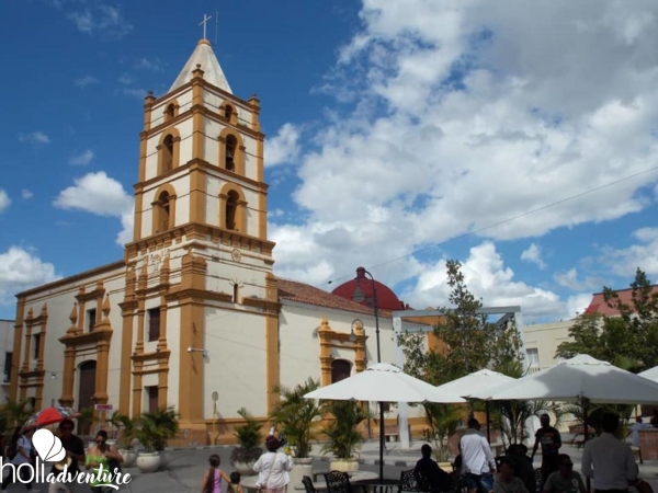 “Ride to Sancti Spíritus, Ciego de Ávila, Camagüey & Bayamo - “Ride to Sancti Spíritus, Ciego de Ávila, Camagüey & Bayamo in Old Fashion American Classic Cars” Overnight Tour (3 days / 2 nights)