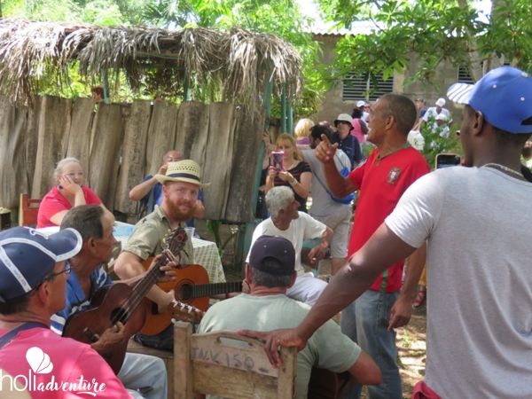 Traditional peasant music - "Visit to the Cultural Project "The Mountain and I - Visit to the Cultural Project "The Mountain and I"