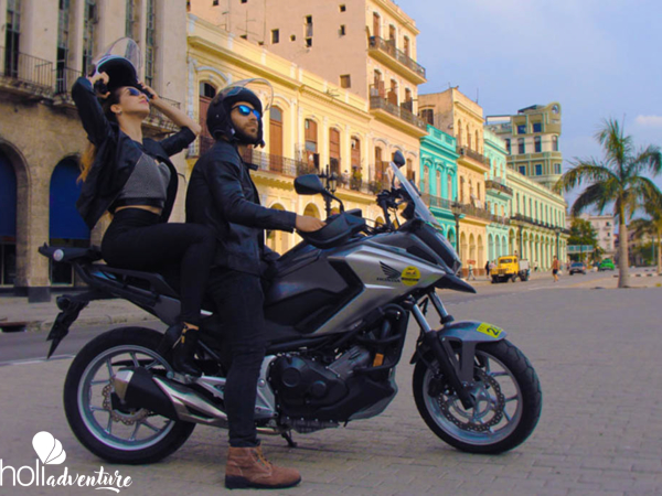 Motorcycle tour of Havana "Hemingway's Tour." - Motorcycle tour of Havana "Hemingway's Tour"