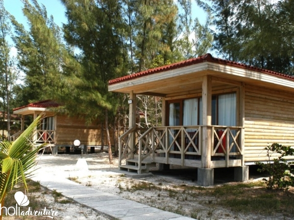 Panoramic hotel view - Cubanacan Cayo Levisa Villa