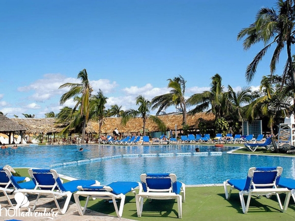 Panoramic pool view - Hotel GRAN CLUB SANTA LUCIA