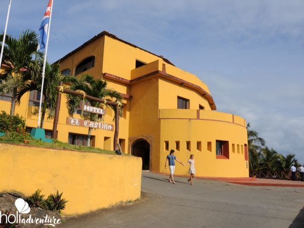 Entrance Hotel View - Hotel EL CASTILLO