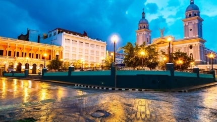 "SANTIAGO DE CUBA AT NIGHT" tour