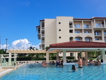 AQUA BAR