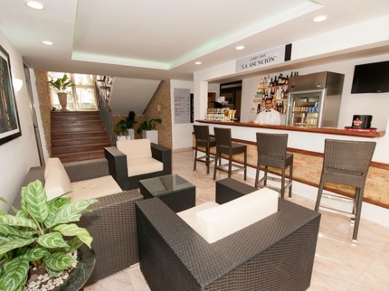 La Asunción Lobby Bar
