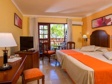 SUPERIOR Room