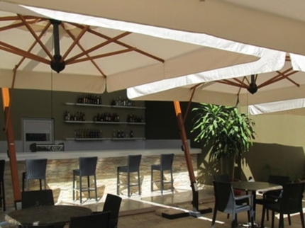 Terrace bar