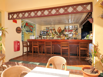Lobby Bar