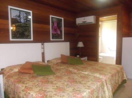 Bungalow Room