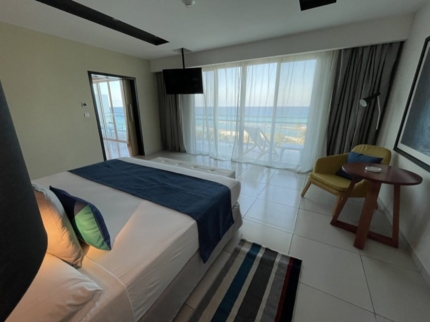 DELUXE OCEAN VIEW