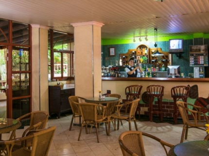 Lobby Bar
