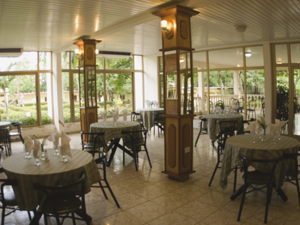 Snack Bar