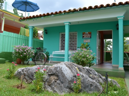 Casa Bernardo y Belkis, ADELA AZCUY, No. 36