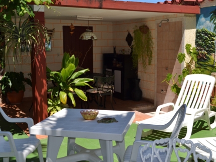 Casa Rompe Olas, CALLE 22, No. 204