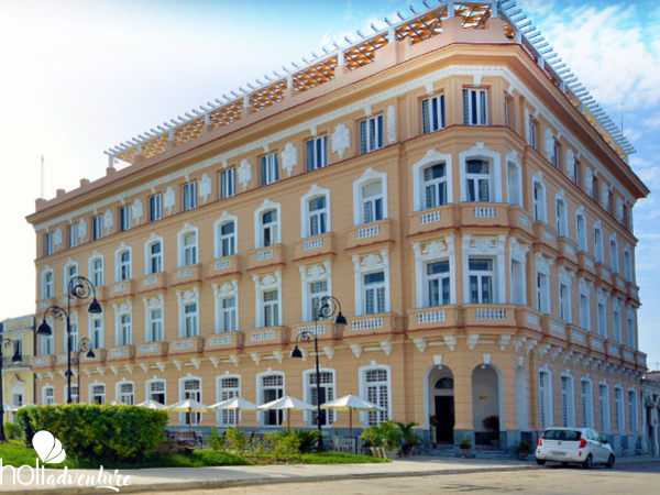 Fachada del hotel - Encanto Sagua hotel.
