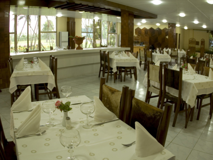 A la carte international restaurant
