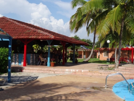 Pool snack bar