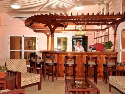 Lobby Bar