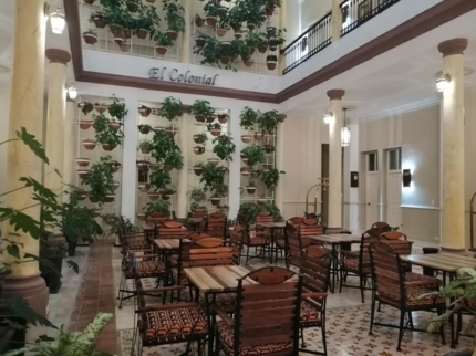 El Colonial. Breakfast Room